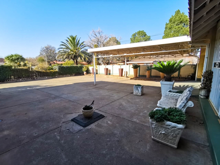 4 Bedroom Property for Sale in Stilfontein Ext 3 North West